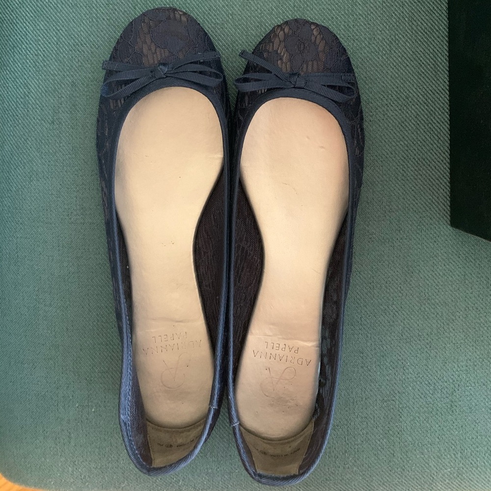 Women lace flats